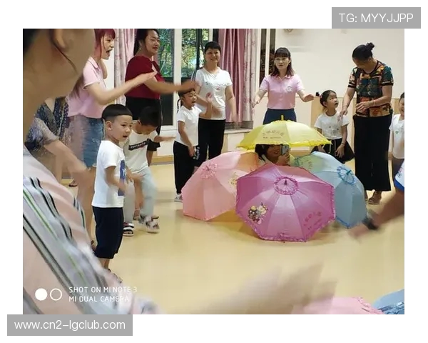 南充亲子足球赛点燃家庭运动激情共绘城市活力新篇章畅想多彩未来愿景 南充亲子足球赛点燃家庭运动激情共绘城市活力新篇章畅想多彩未来愿景