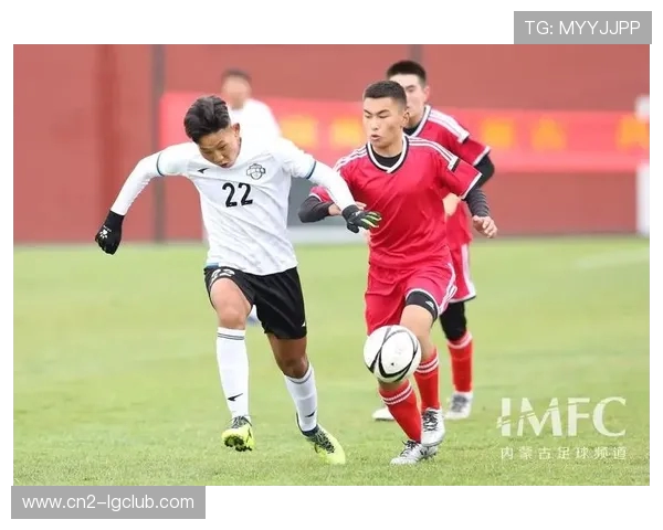 围绕高中体考足球项目探讨提升学生运动技能路径实践策略与训练方法 围绕高中体考足球项目探讨提升学生运动技能路径实践策略与训练方法