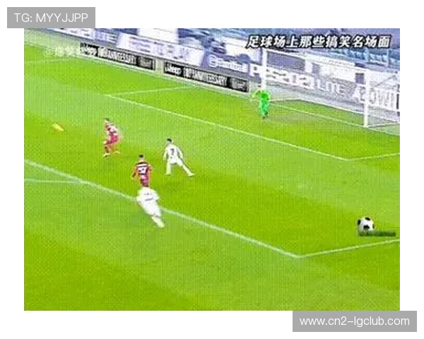 足球进球时球打到门柱是否算犯规详解